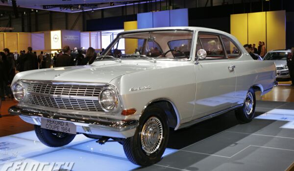 [Bild: Opel%20Rekord%20A%20Coupe%20(1964).jpg]